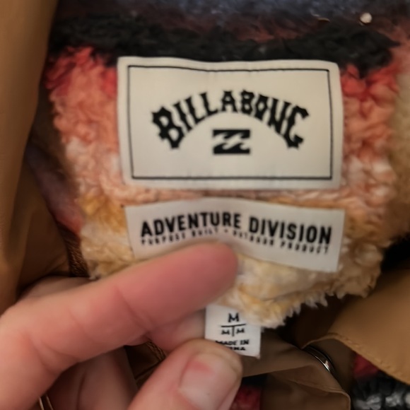 Pullover - Picture 2 of 2